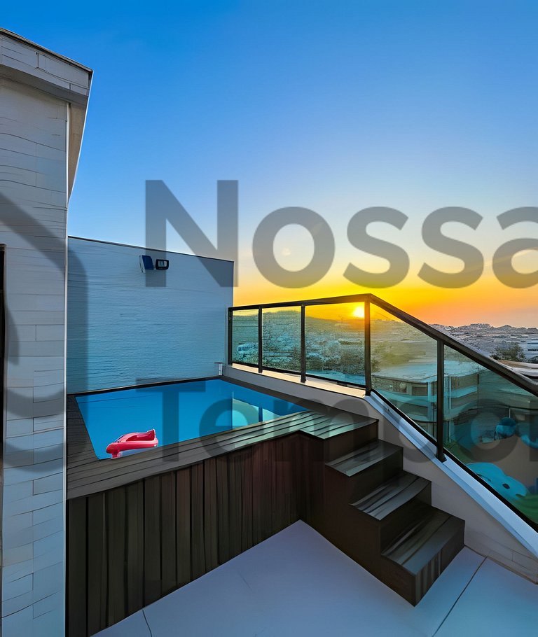 Penthouse with Private Pool and Ocean View