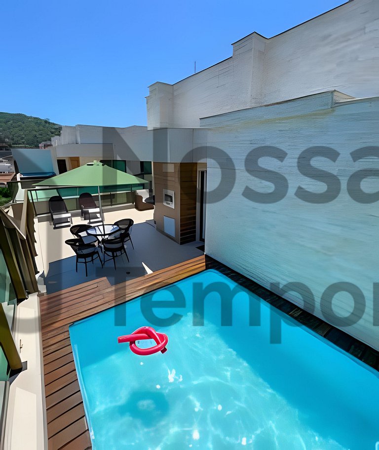 Penthouse with Private Pool and Ocean View