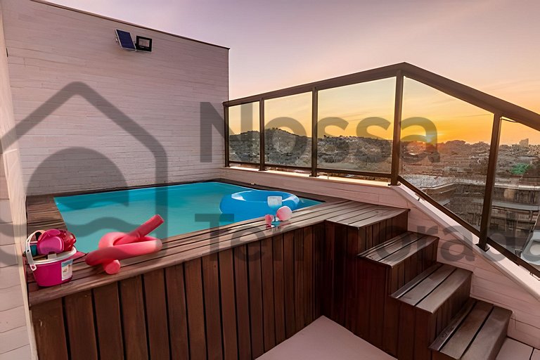 Cobertura Pé na Areia c/ Piscina e churrasqueira