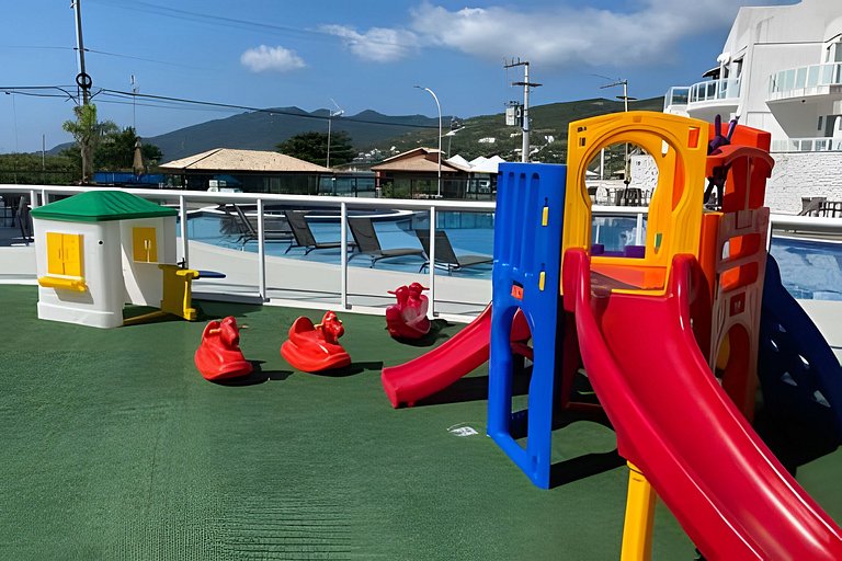 Cobertura Pé na Areia com 3 suítes c/ Piscina e churrasqueir