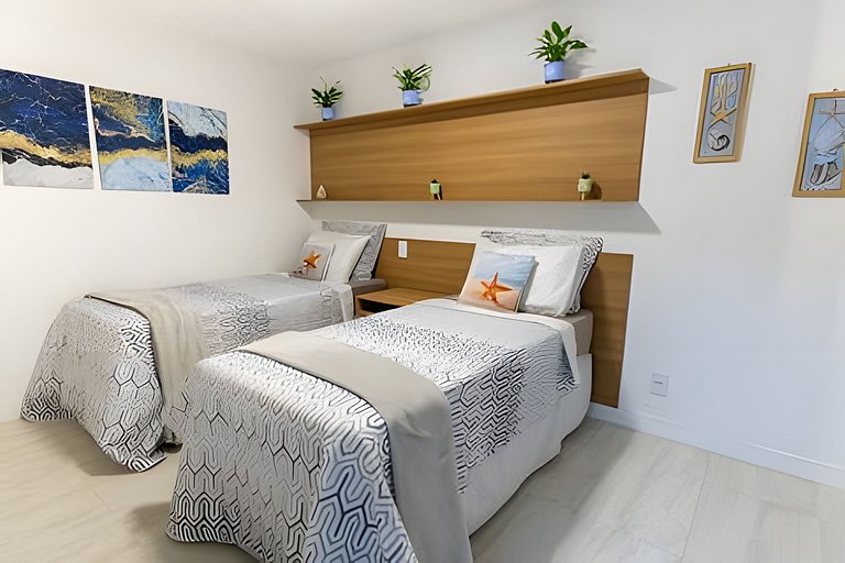 Cobertura Pé na Areia com 3 suítes c/ Piscina e churrasqueir