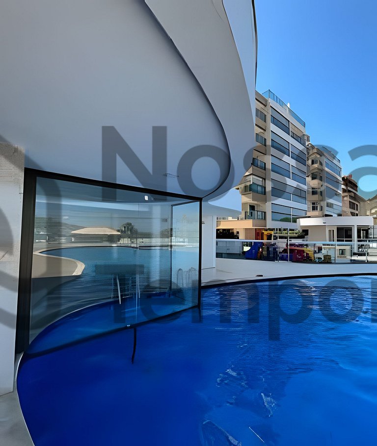 Penthouse with Private Pool and Ocean View