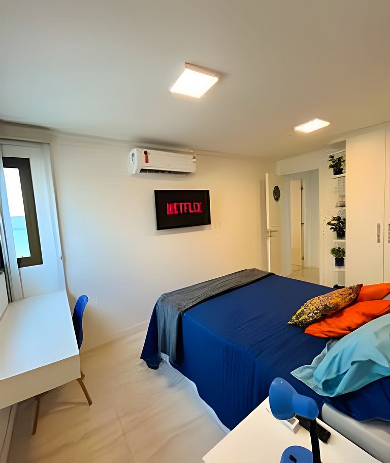 Cobertura Pé na Areia com 3 suítes c/ Piscina e churrasqueir