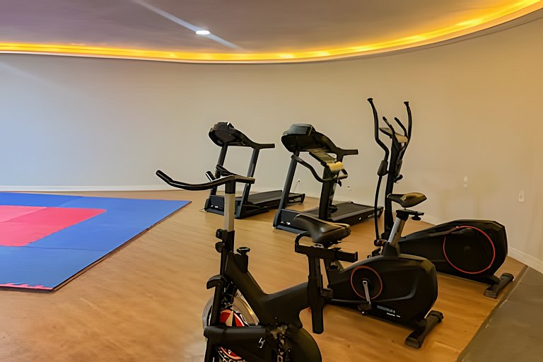 Cobertura Pé na Areia com 3 suítes c/ Piscina e churrasqueir