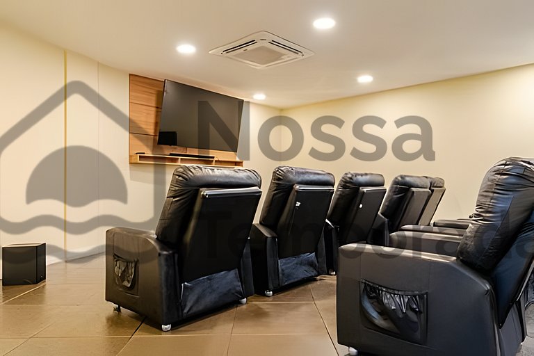 Penthouse with Private Pool and Ocean View