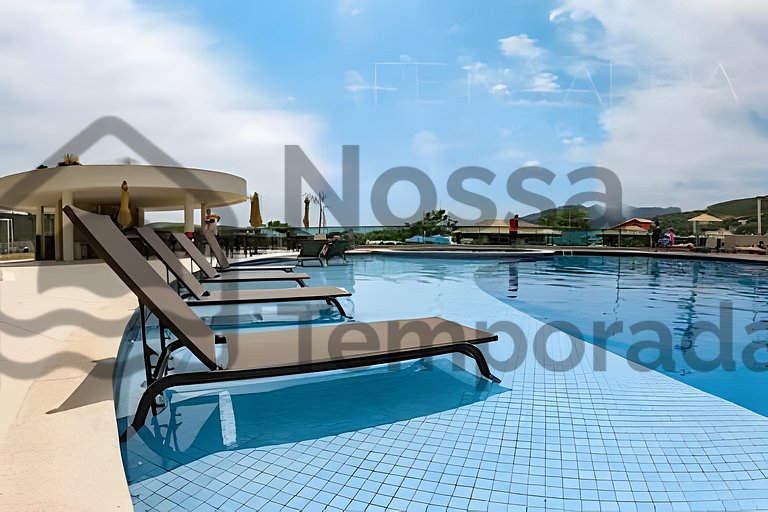 50 m da praia- Vista mar, piscina e churrasqueira