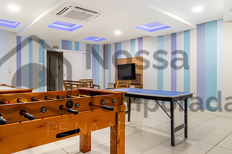 50 m da praia- Vista mar, piscina e churrasqueira