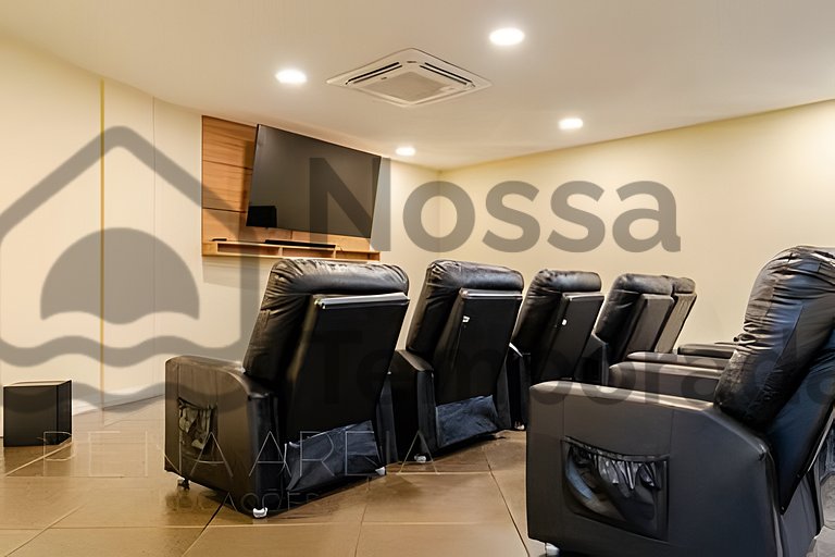 50 m da praia- Vista mar, piscina e churrasqueira