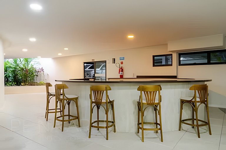 A 1 min de la playa | Vista al mar + Piscina, Sauna y Cine