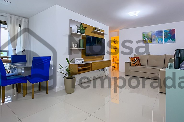 50 m da praia- Vista mar, piscina e churrasqueira