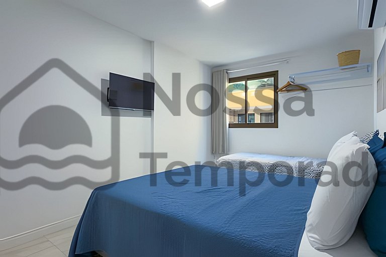 50 m da praia- Vista mar, piscina e churrasqueira