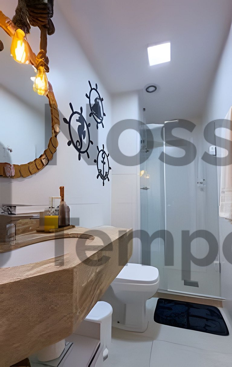 50 m da praia- Vista mar, piscina e churrasqueira