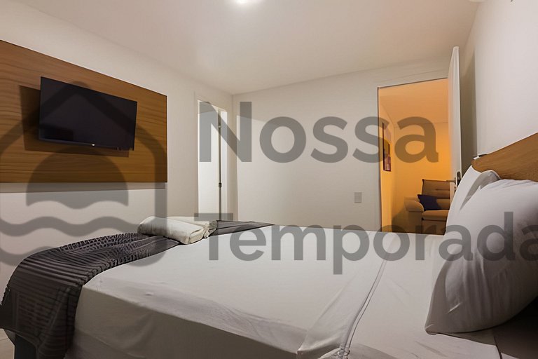 Apto 50m Praia dos Anjos - Piscina e Churrasqueira