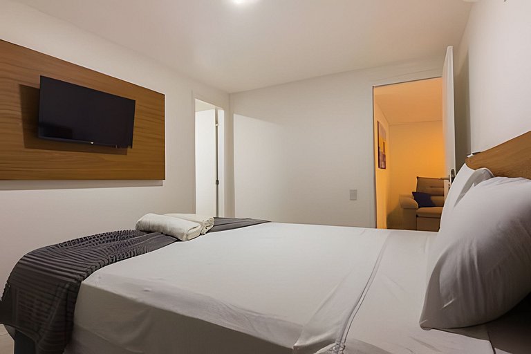 Modern apartment at Praia dos Anjos with barbecue grill