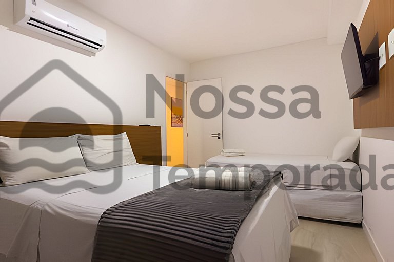 Apto 50m Praia dos Anjos - Piscina e Churrasqueira