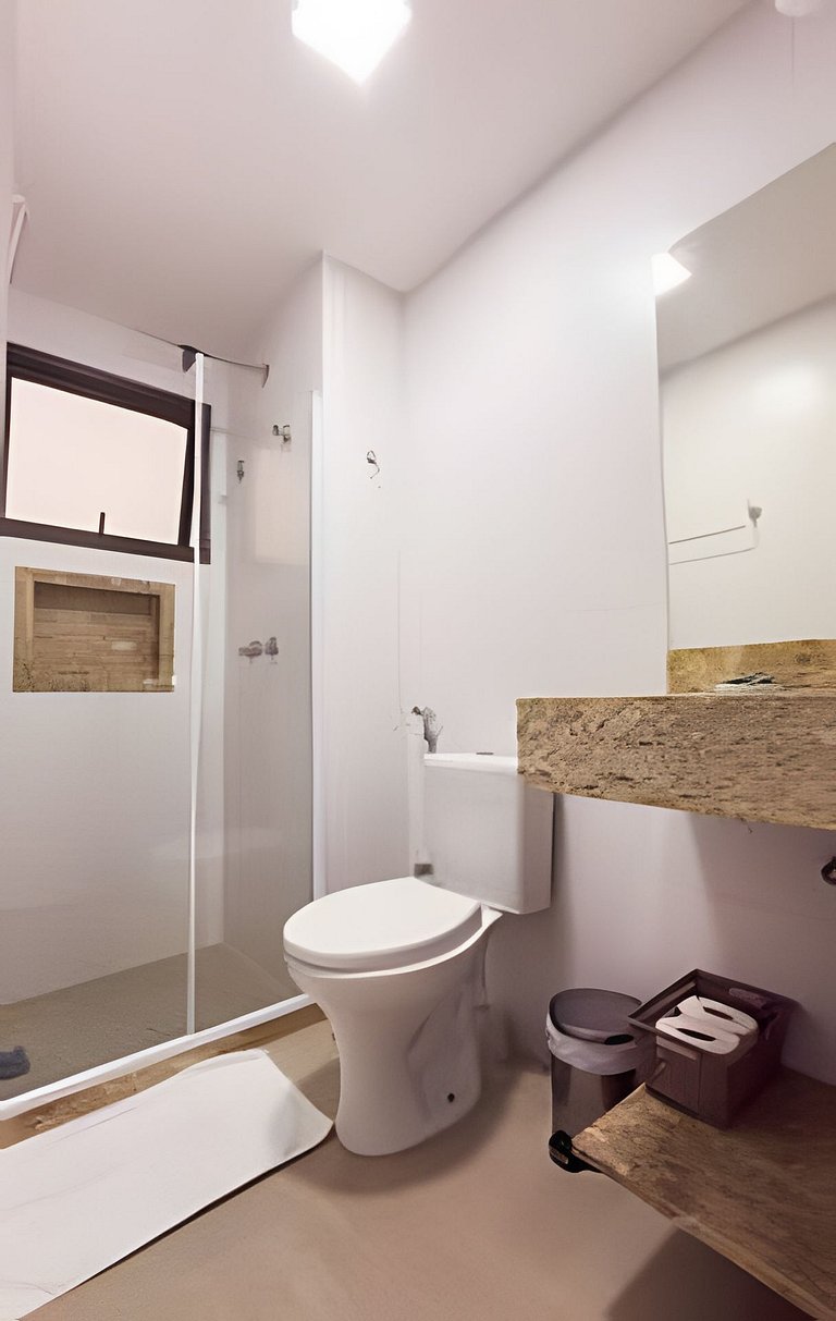 Apartamento moderno en Praia dos Anjos con parrilla