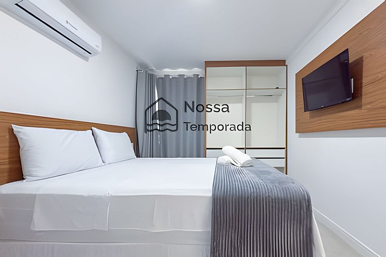 Apartment at Praia dos Anjos with Sea View and Pool