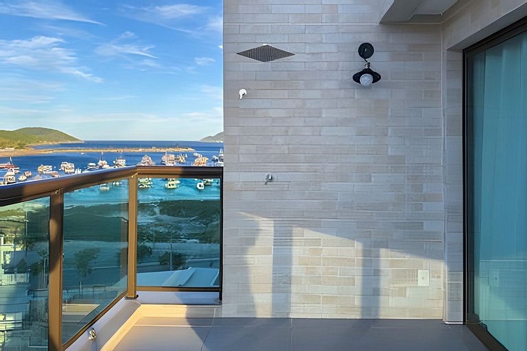 Cobertura exclusiva frente al mar con piscina privada y vist