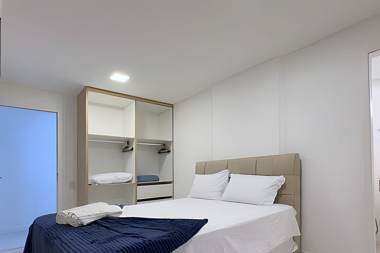 Cobertura Exclusiva a Beira Mar com piscina Privativa e Vist