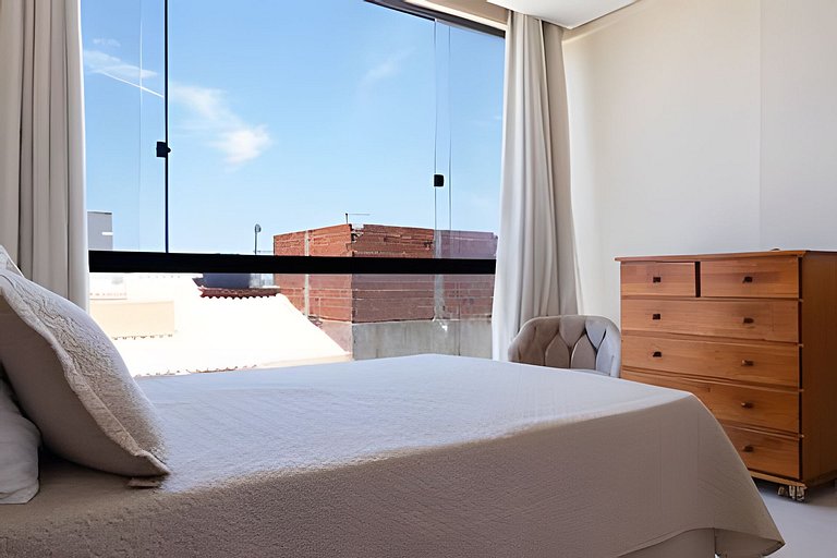 Cobertura em Figueira com Piscina Privativa e Espaço para Fa