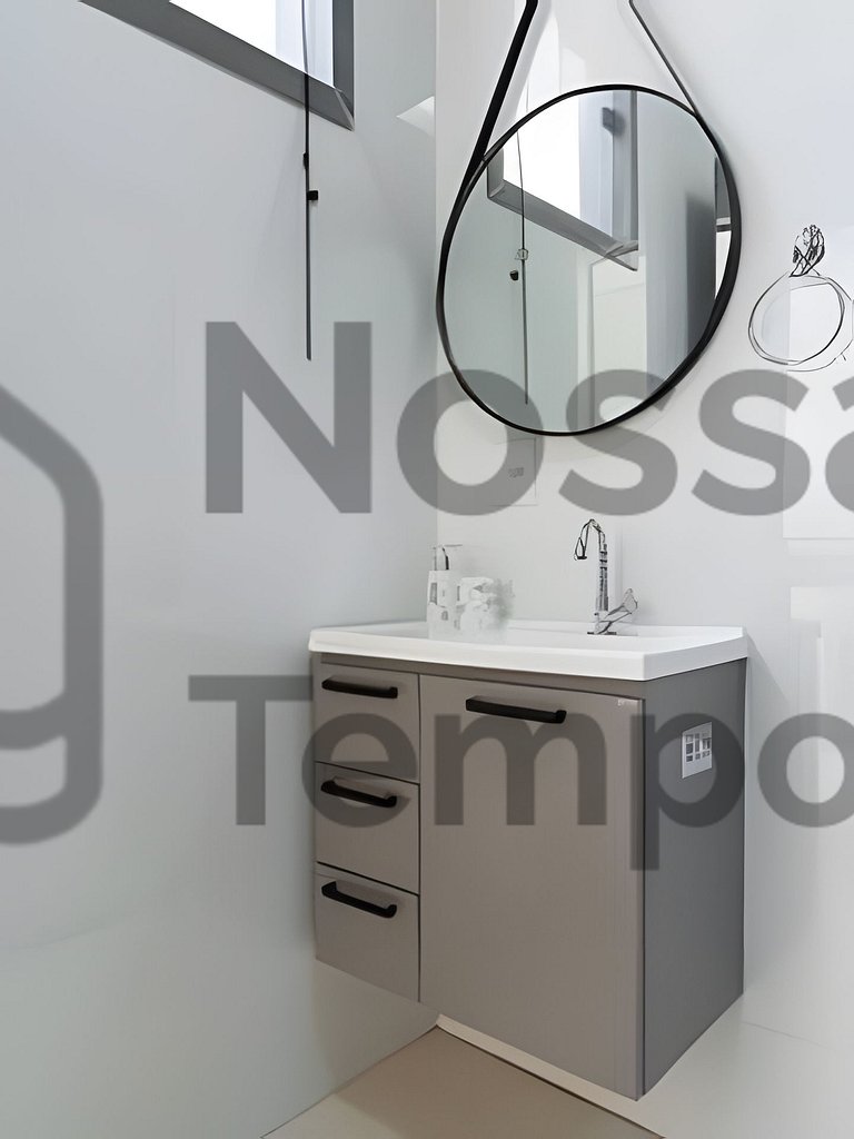 Cobertura com piscina c/ 2 quartos próximo a lagoa