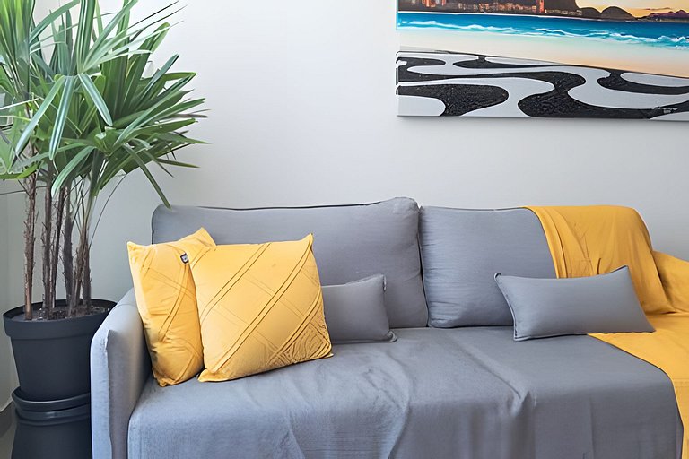 3 Bedrooms in Copacabana - Near the Fort and Ipanema - Beach