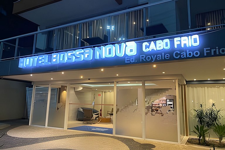 Flat moderno na Passagem com piscina, sauna, academia e Netf