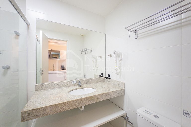Flat moderno na Passagem com piscina, sauna, academia e Netf