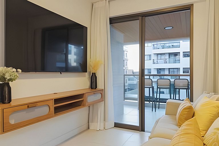 Apartamento a 100m da Praia do Forte - Cabo Frio | Churrasqu