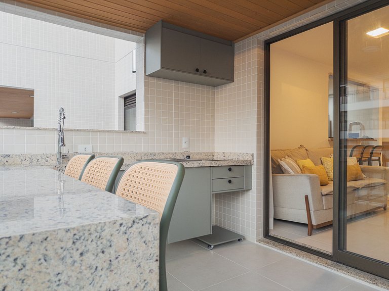 Apartment 100m from Praia do Forte - Cabo Frio | Private bar