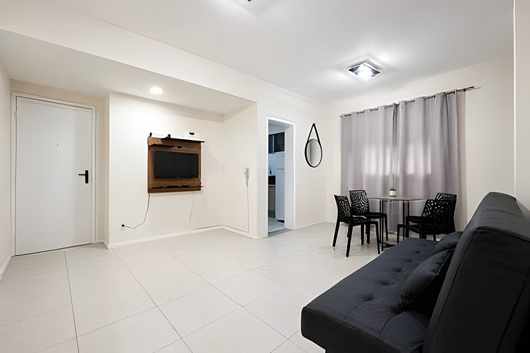 Seasonal apartment 350m from Praia do Forte in Cabo Frio wit