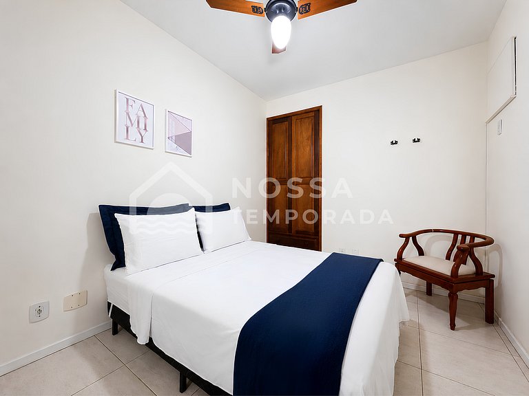 Seasonal apartment 350m from Praia do Forte in Cabo Frio wit
